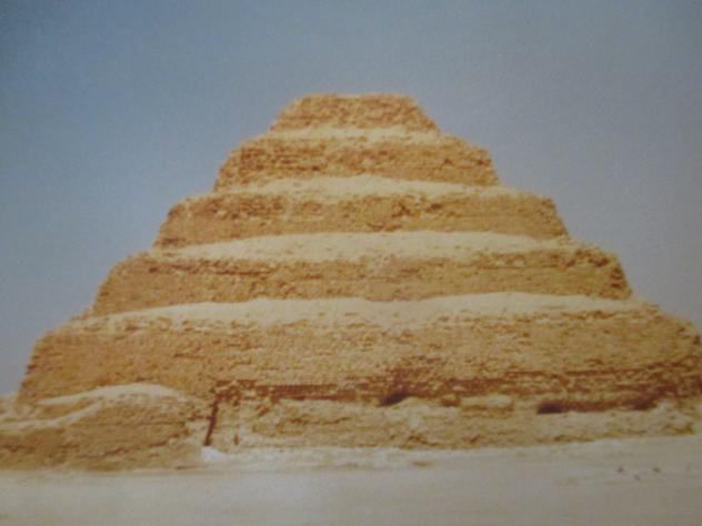 Foto: Pirámide escalonada - Saqqarah (Al Jīzah), Egipto