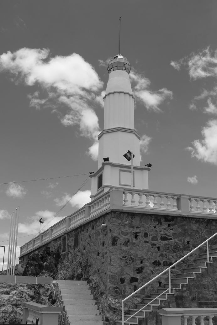 Foto: Faro en blanco y negro - Ciudad de Oruro (Oruro), Bolivia