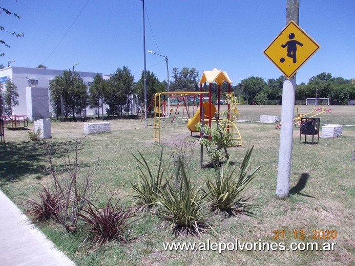 Foto: Plaza Barrio Villa del Carmen - Del Viso (Buenos Aires), Argentina