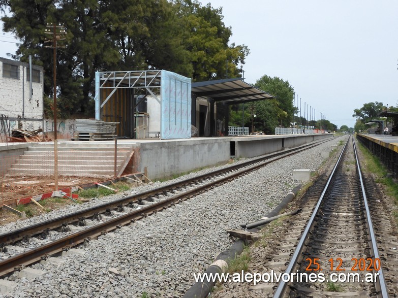 Foto: Estacion Adolfo Sourdeaux - Villa de Mayo (Buenos Aires), Argentina