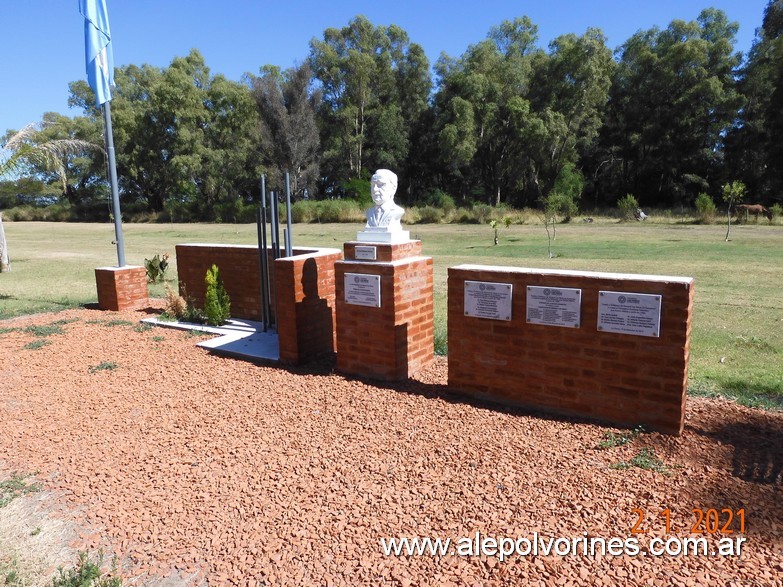 Foto: Plaza de la Democracia - La Choza (Buenos Aires), Argentina