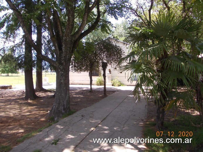 Foto: Escuela Rural N° 5 - Jose C Paz (Buenos Aires), Argentina