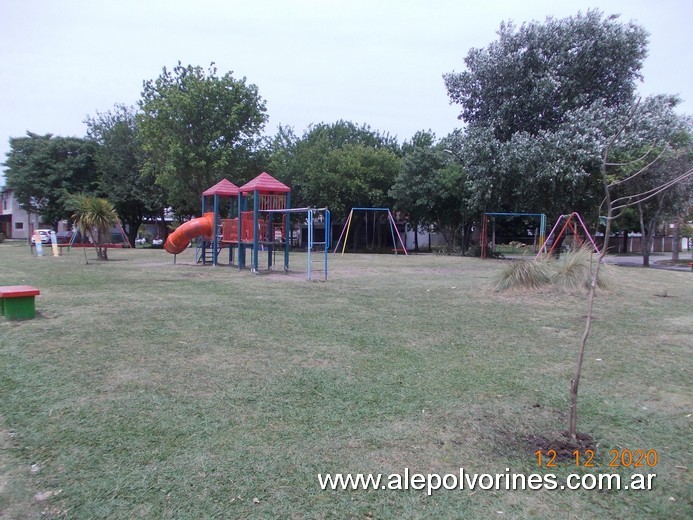 Foto: Plaza Manuel Belgrano - Hurlingham (Buenos Aires), Argentina