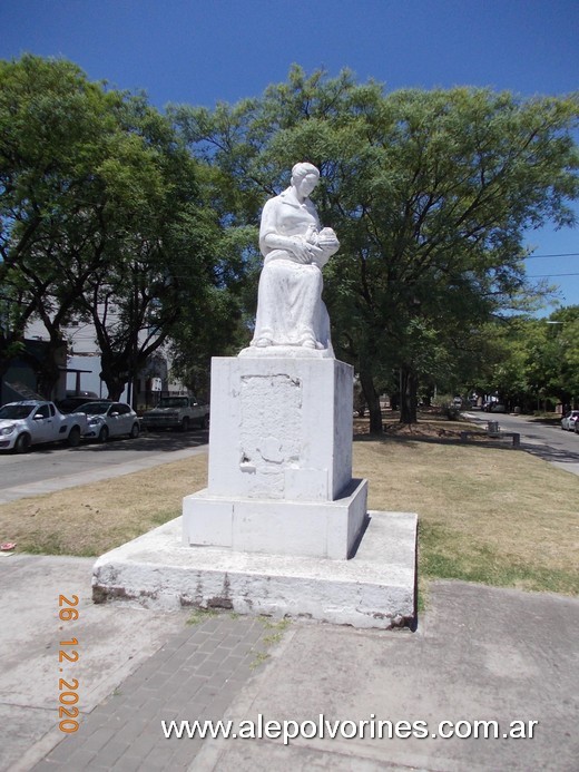 Foto: Monumento a la Madre - Moreno (Buenos Aires), Argentina