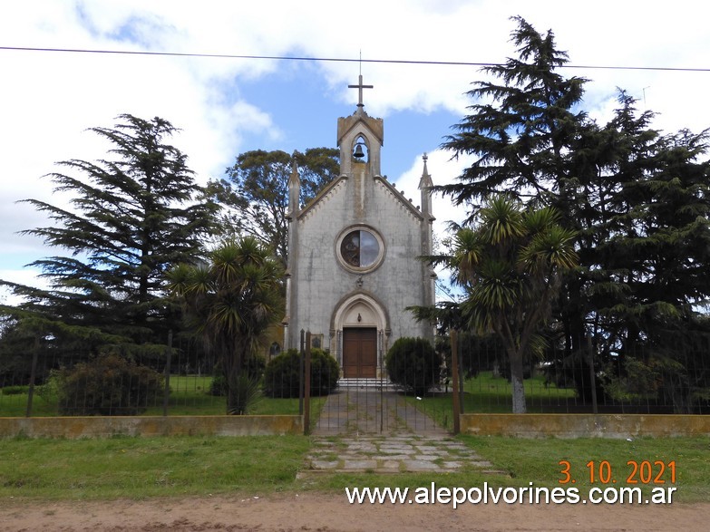 Foto: Claraz - Iglesia San Juan Nepomuceno - Claraz (Buenos Aires), Argentina