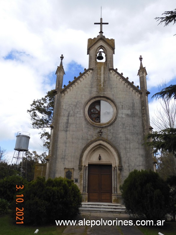 Foto: Claraz - Iglesia San Juan Nepomuceno - Claraz (Buenos Aires), Argentina
