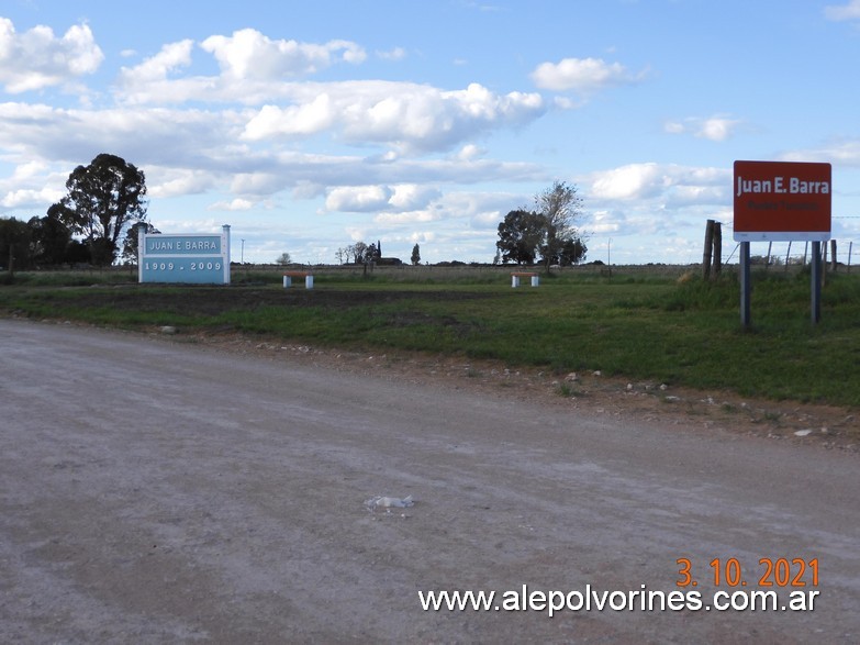 Foto: Juan E Barra - Acceso - Juan E Barra (Buenos Aires), Argentina