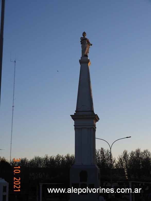 Foto: González Chaves - Plaza San Martin - Gonzalez Chaves (Buenos Aires), Argentina
