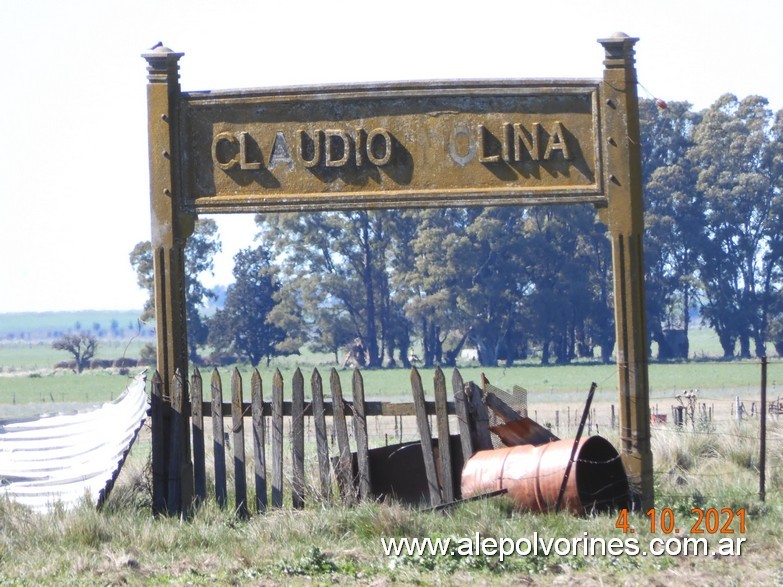 Foto: Estacion Claudio Molina - Las Vaquerias (Buenos Aires), Argentina