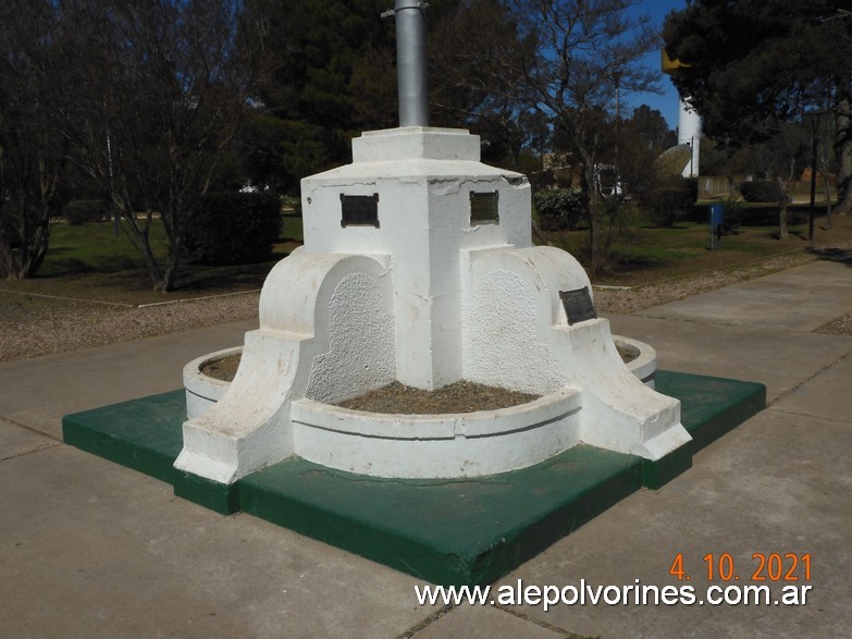 Foto: Indio Rico - Plaza San Martin - Indio Rico (Buenos Aires), Argentina