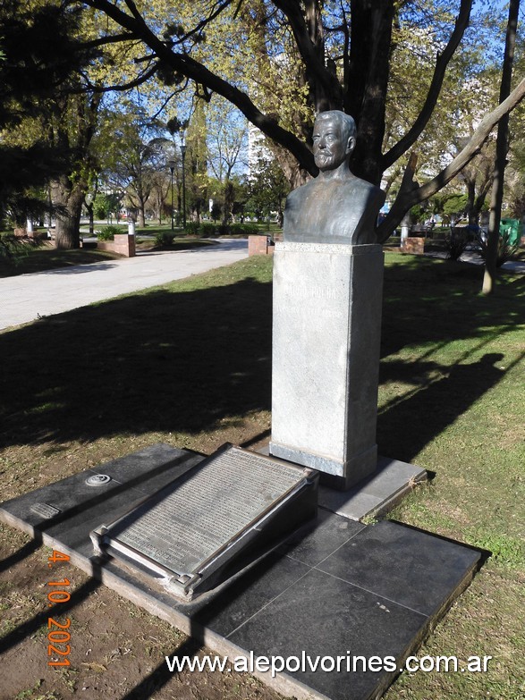 Foto: Tres Arroyos - Busto Dardo Rocha - Tres Arroyos (Buenos Aires), Argentina