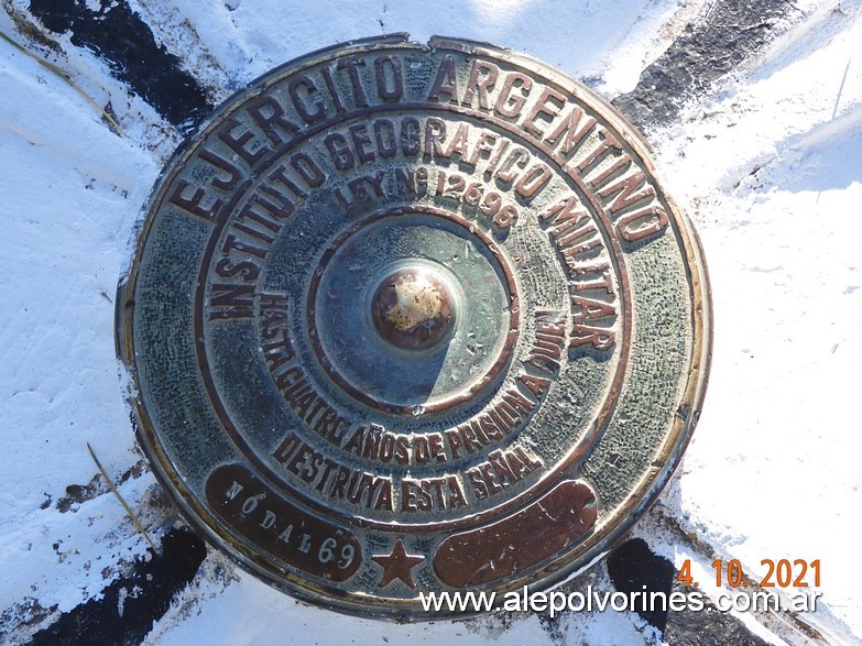 Foto: Tres Arroyos - Punto Nodal N°69 IGM - Tres Arroyos (Buenos Aires), Argentina