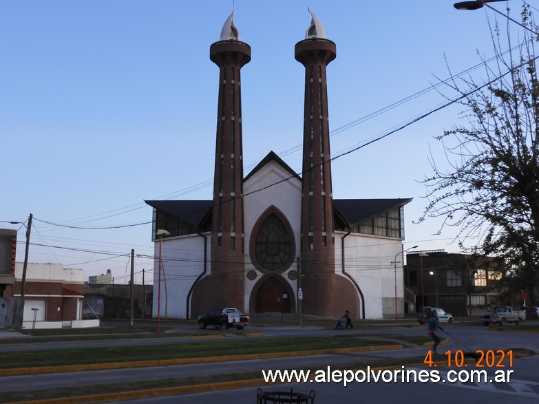 Foto: Tres Arroyos - Iglesia - Tres Arroyos (Buenos Aires), Argentina