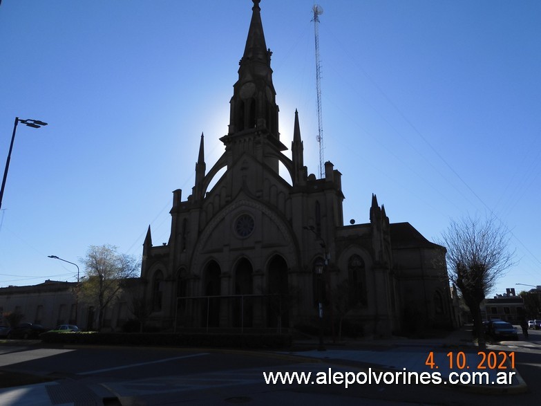 Foto: Tres Arroyos - Iglesia NS del Carmen - Tres Arroyos (Buenos Aires), Argentina