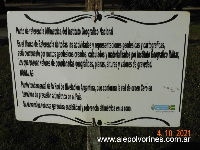 Foto: Tres Arroyos - Punto Nodal N°69 IGM - Tres Arroyos (Buenos Aires), Argentina