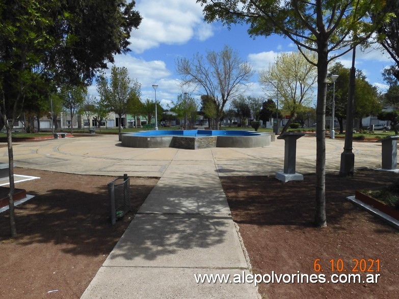 Foto: Mayor Buratovich - Plaza Gral San Martin - Mayor Buratovich (Buenos Aires), Argentina