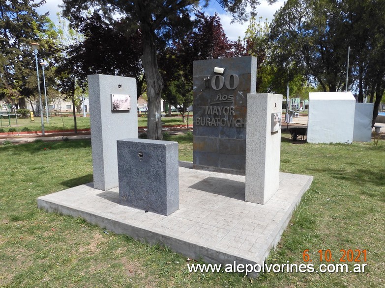 Foto: Mayor Buratovich - Monumento al Centenario - Mayor Buratovich (Buenos Aires), Argentina