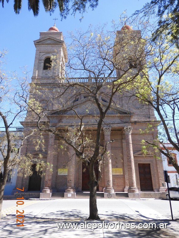 Foto: Viedma - Catedral NS de la Merced - Viedma (Río Negro), Argentina
