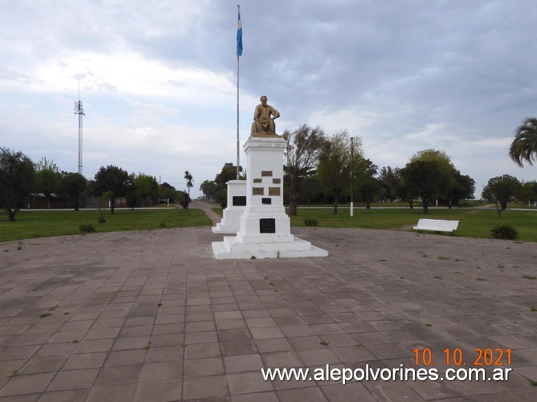 Foto: Nueva Plata - Plaza - Nueva Plata (Buenos Aires), Argentina
