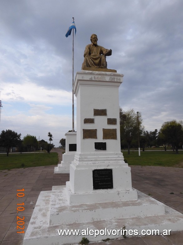 Foto: Nueva Plata - Plaza - Nueva Plata (Buenos Aires), Argentina