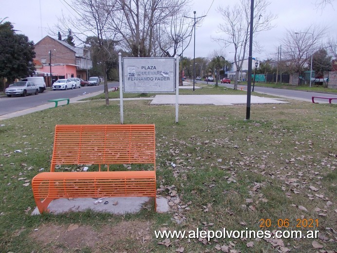 Foto: Don Torcuato - Boulevad Fernando Fader - Don Torcuato (Buenos Aires), Argentina