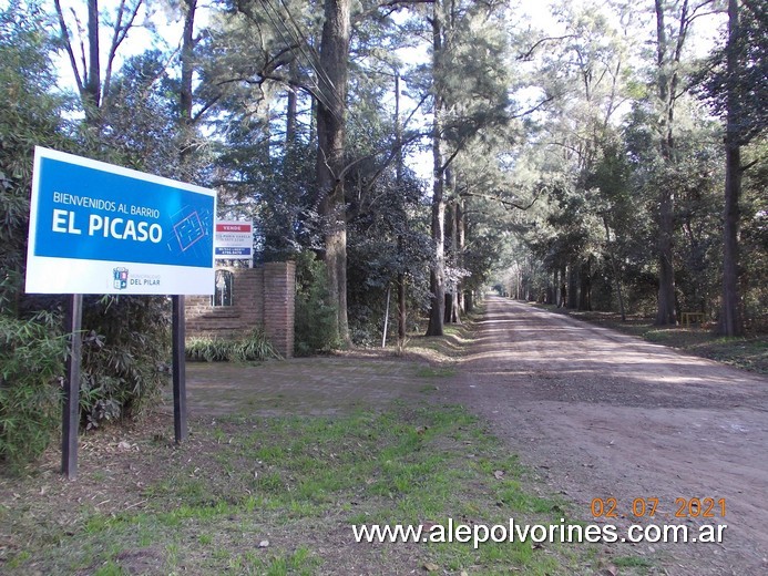 Foto: Del Viso - Barrio El Picaso - La Lonja (Buenos Aires), Argentina