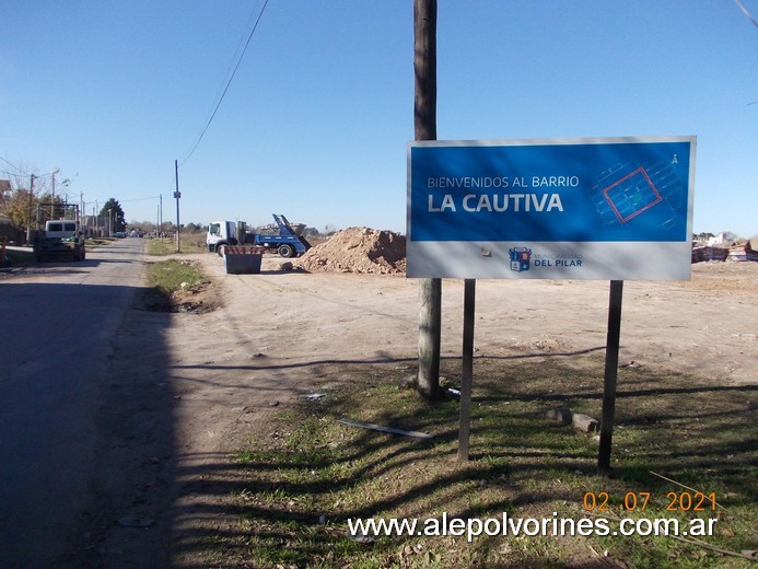 Foto: Presidente Derqui - Barrio La Cautiva - Presidente Derqui (Buenos Aires), Argentina