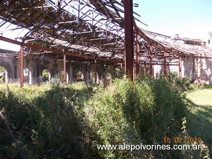 Foto: Estacion Corral de Bustos - Galpon Locomotoras - Corral de Bustos (Córdoba), Argentina
