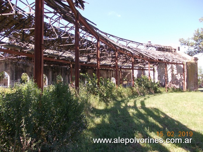 Foto: Estacion Corral de Bustos - Galpon Locomotoras - Corral de Bustos (Córdoba), Argentina