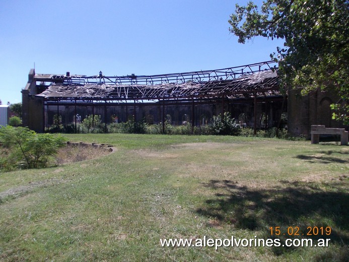 Foto: Estacion Corral de Bustos - Galpon Locomotoras - Corral de Bustos (Córdoba), Argentina