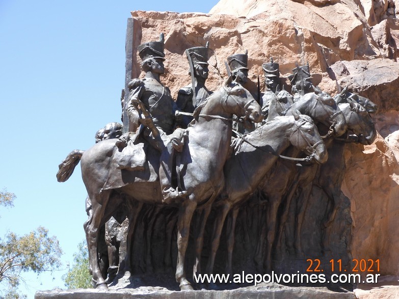 Foto: Mendoza - Cerro de la Gloria - Mendoza, Argentina