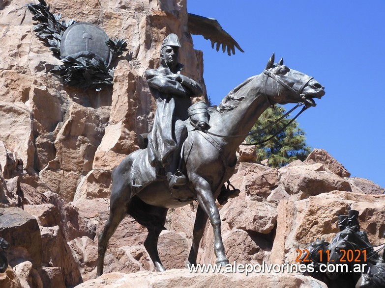 Foto: Mendoza - Cerro de la Gloria - Mendoza, Argentina