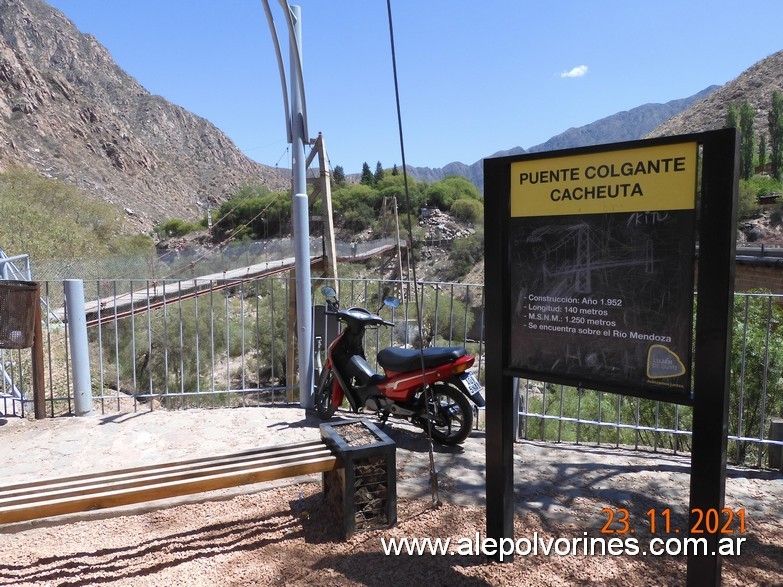 Foto: Cacheuta - Puente Cogante - Cacheuta (Mendoza), Argentina