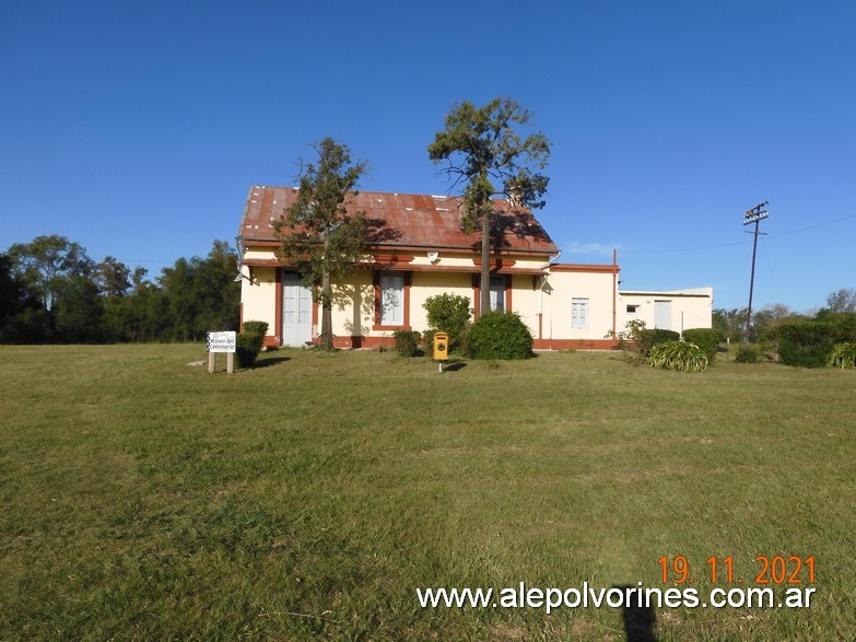 Foto: Estacion Falucho - Falucho (La Pampa), Argentina