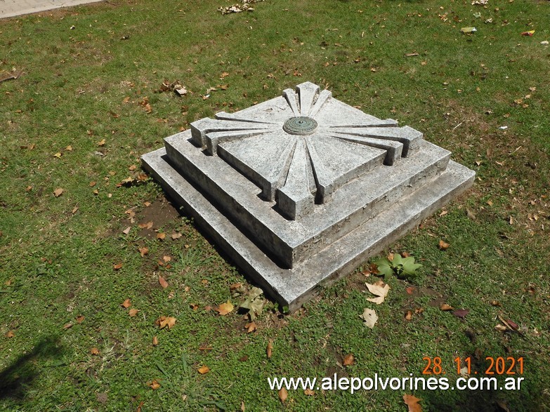 Foto: Punto Nodal N°123 IGM - La Carlota - La Carlota (Córdoba), Argentina