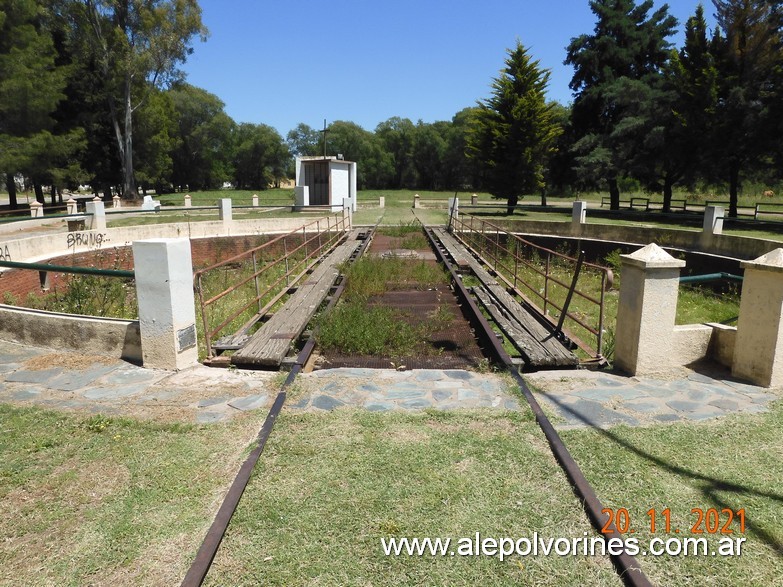 Foto: Estacion Rancul - Mesa Giratoria - Rancul (La Pampa), Argentina
