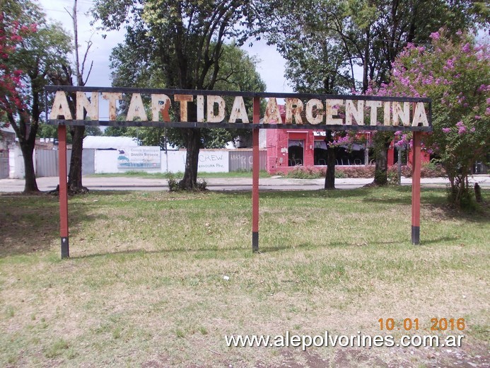 Foto: Estacion Antártida Argentina - Fisherton (Santa Fe), Argentina