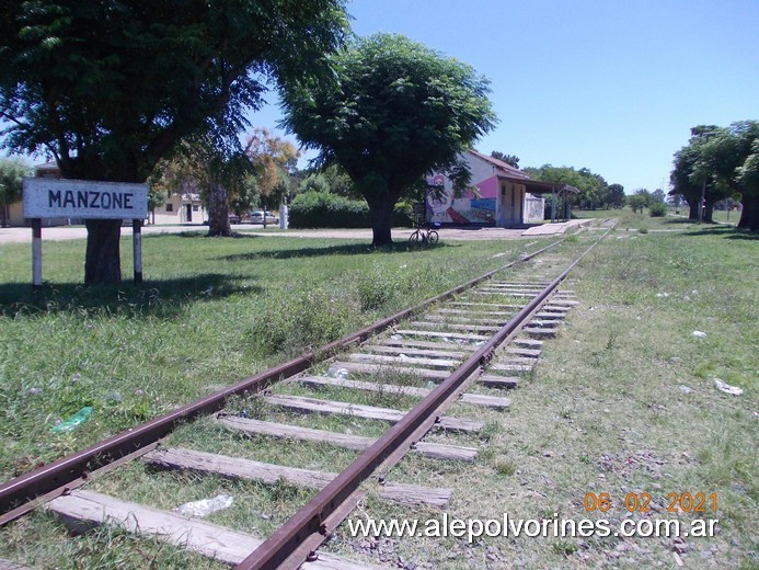 Foto: Estacion Manzone - Manzone (Buenos Aires), Argentina