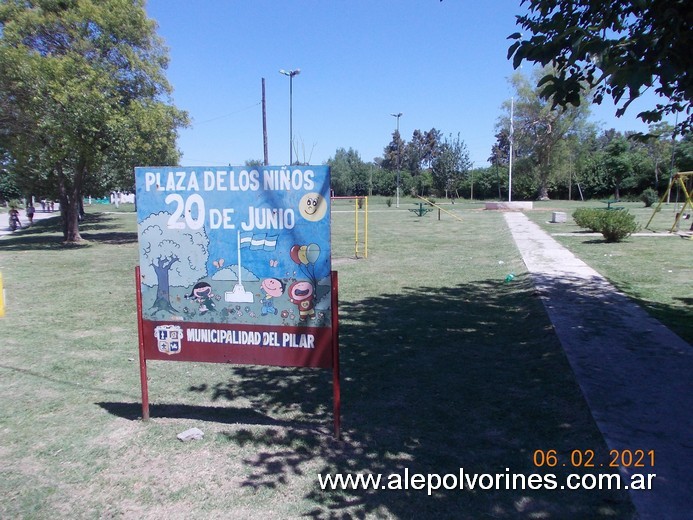Foto: Plaza de los Niños - Manzone (Buenos Aires), Argentina