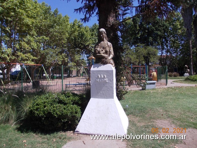Foto: Plaza Antonio Toro - Presidente Derqui (Buenos Aires), Argentina