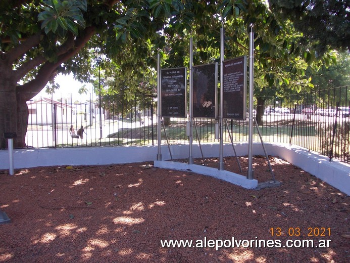 Foto: Homenaje Caidos en Malvinas - Villa Ballester - Villa Ballester (Buenos Aires), Argentina