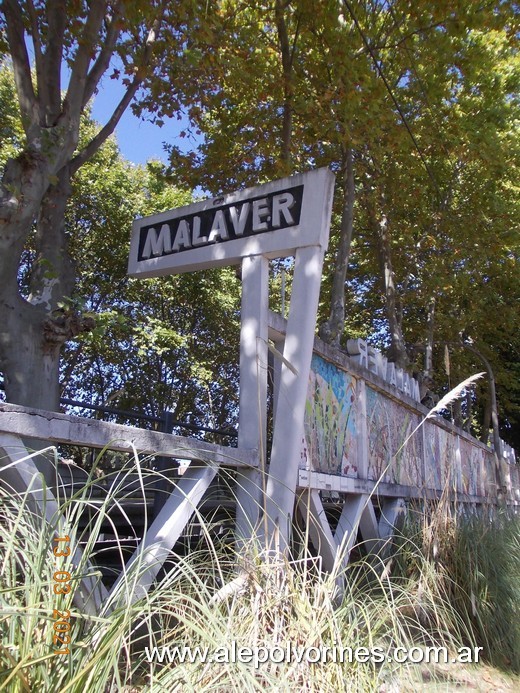 Foto: Estacion Malaver - Villa Ballester (Buenos Aires), Argentina