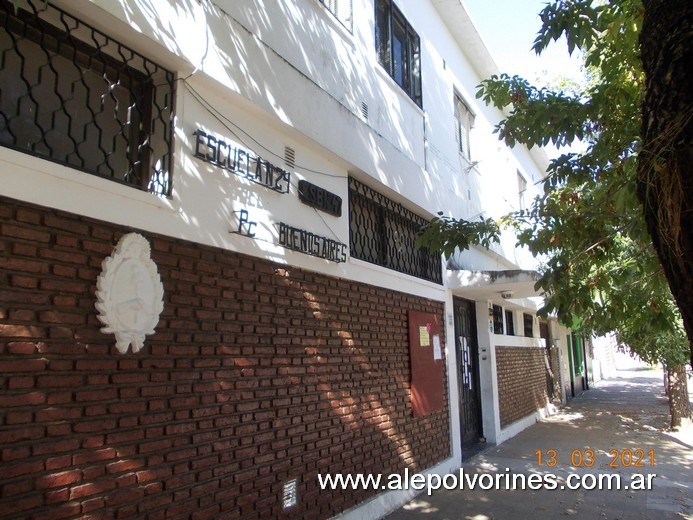 Foto: Escuela N°24 - Villa Ballester - Villa Ballester (Buenos Aires), Argentina
