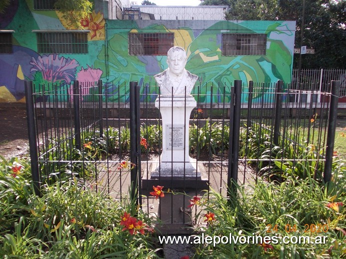 Foto: Busto Domingo Sarmiento - San Martin - San Martin (Buenos Aires), Argentina