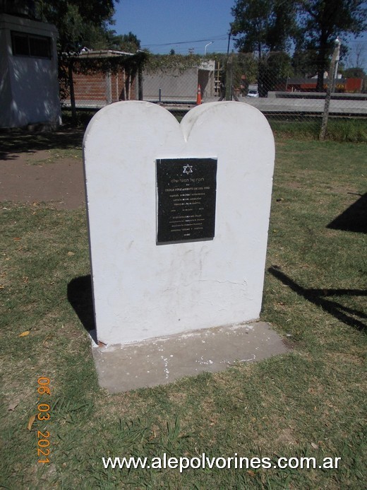 Foto: Plaza Independencia - Del Viso - Del Viso (Buenos Aires), Argentina