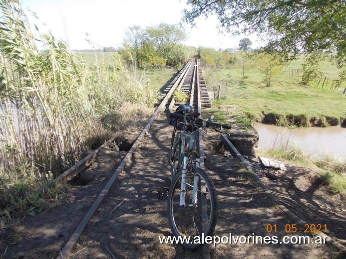 Foto: Puente Ferroviario CGBA Arroyo Arias - San Eladio (Buenos Aires), Argentina