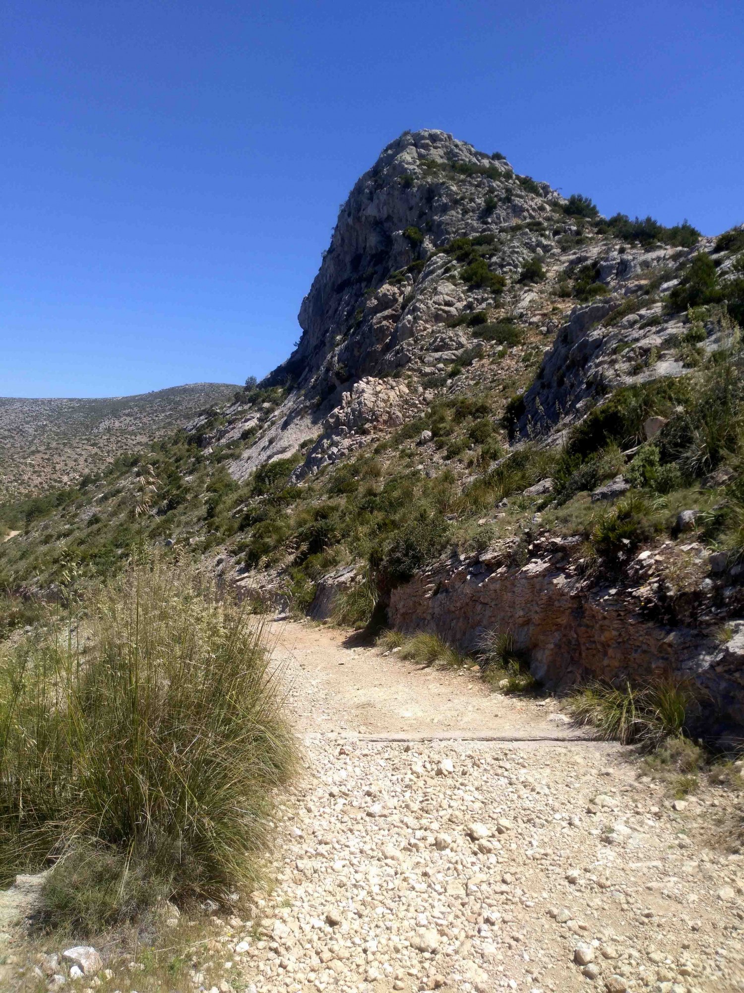 Foto: camino de subida a la trapa - San Telmo (Illes Balears), España