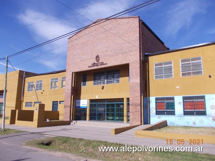 Foto: Escuela Manuel Estrada - Presidente Derqui (Buenos Aires), Argentina