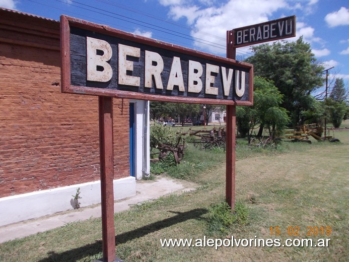 Foto: Estacion Berabevu - Berabevu (Santa Fe), Argentina