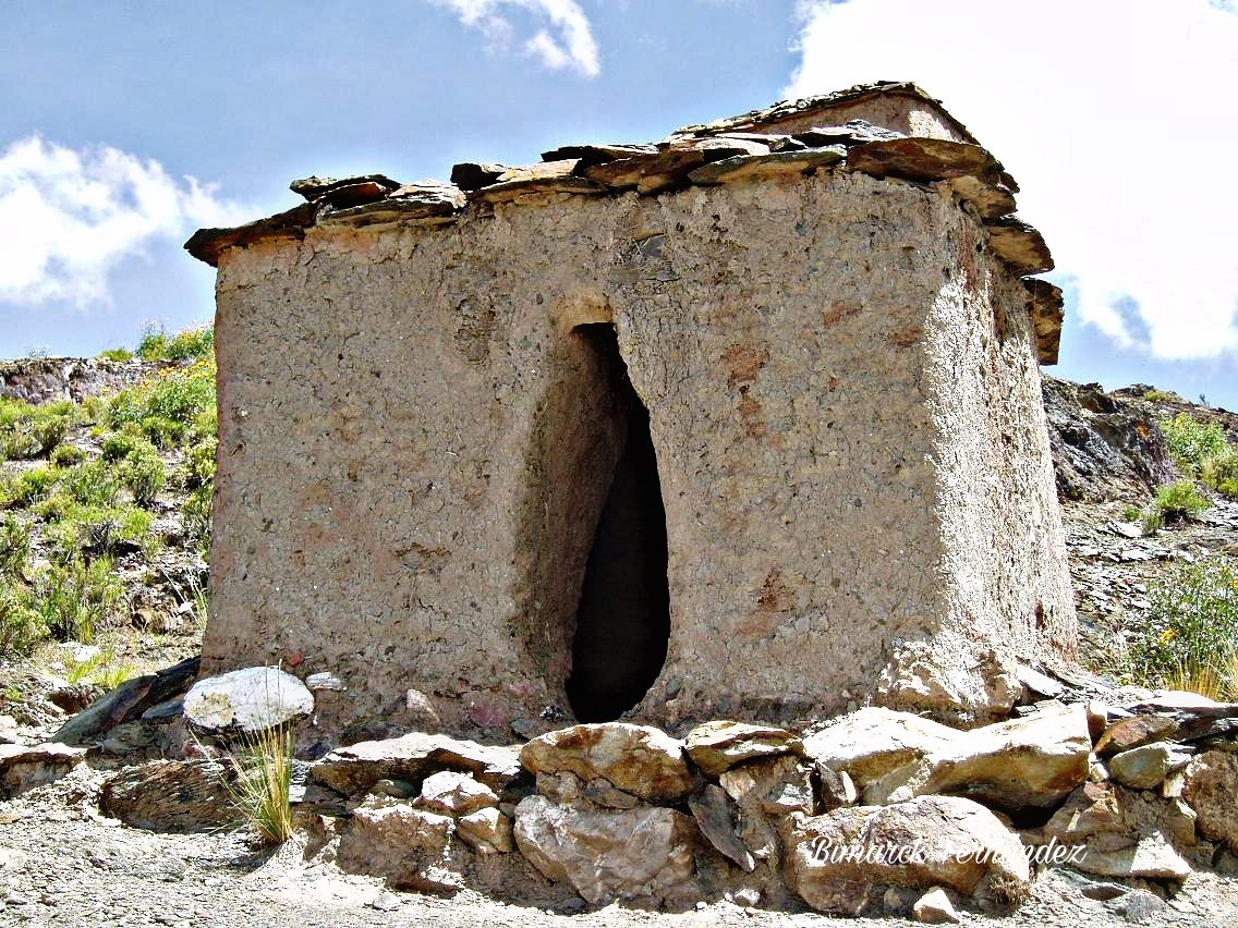 Foto: Chullpa - Chuzaqueri (Oruro), Bolivia